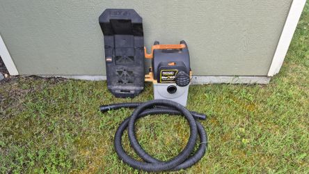 RIDGID Stor-N-Go Wet/Dry Vacuum
