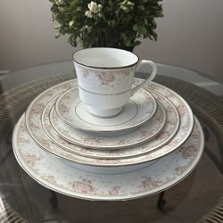 Chelsea by Royal Prestige Fine China 6Pc Place Setting Pink Floral Platinum Rim Japan Dicontinued