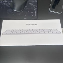 Magic Keyboard