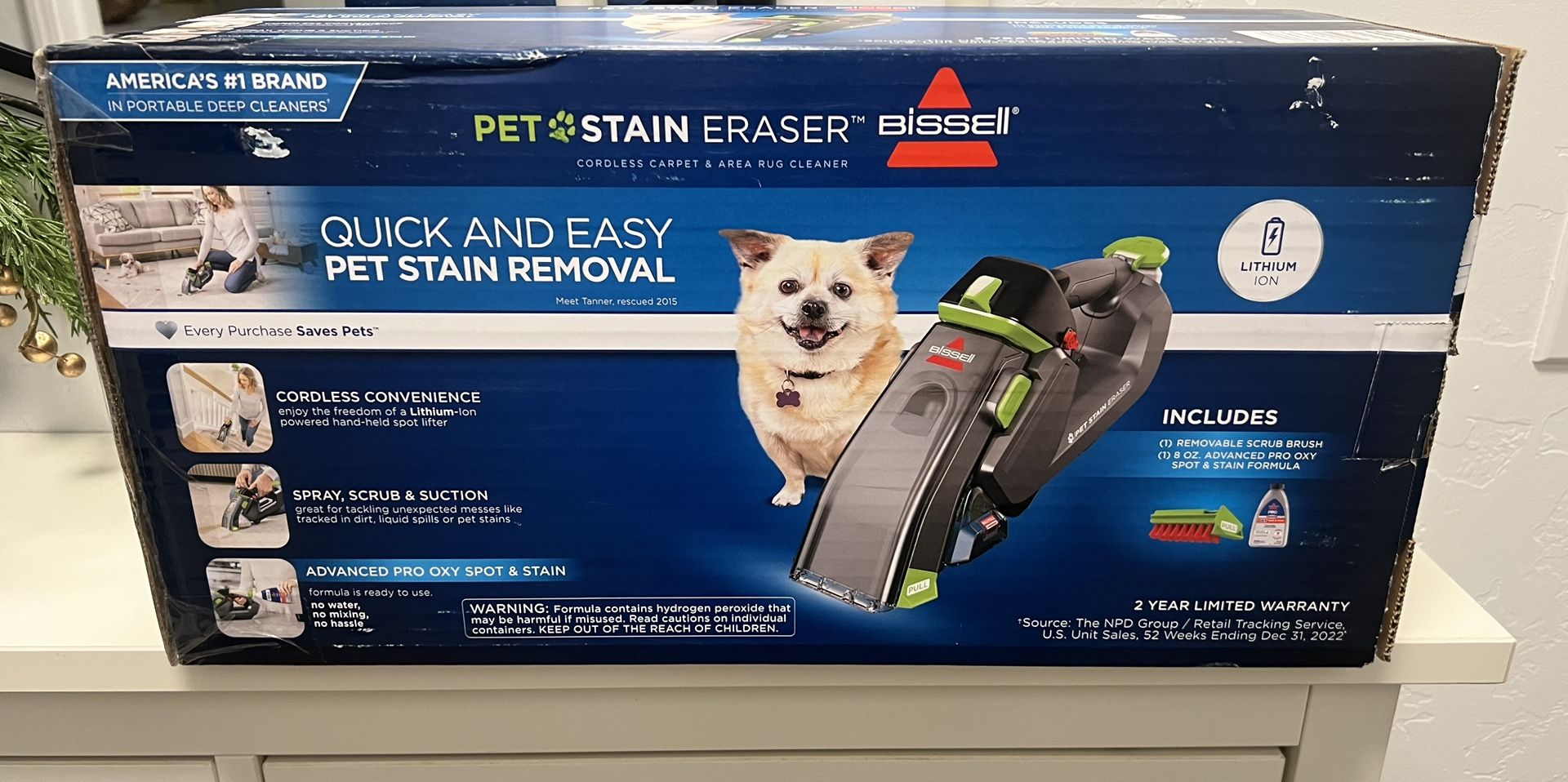 New In Box Pet Stain Eraser Handheld Carpet Shampooer