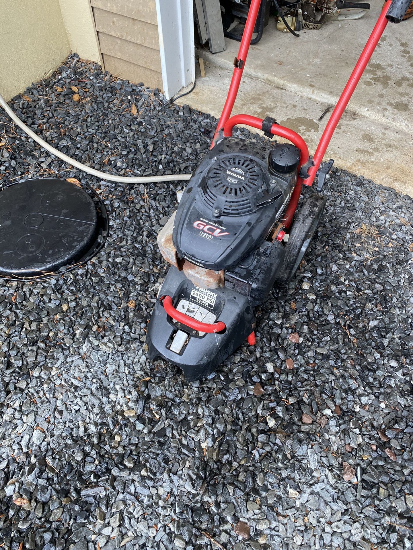 Husky pressure washer, needs work Honda GCV160 motor vertical shaft for