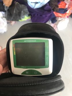 Blood pressure monitor
