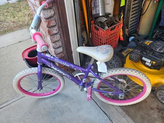 Girl’s Huffy Bike