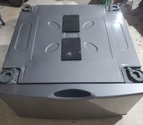 Stainless pedestal for 27" Samsung Washer/Dryer 