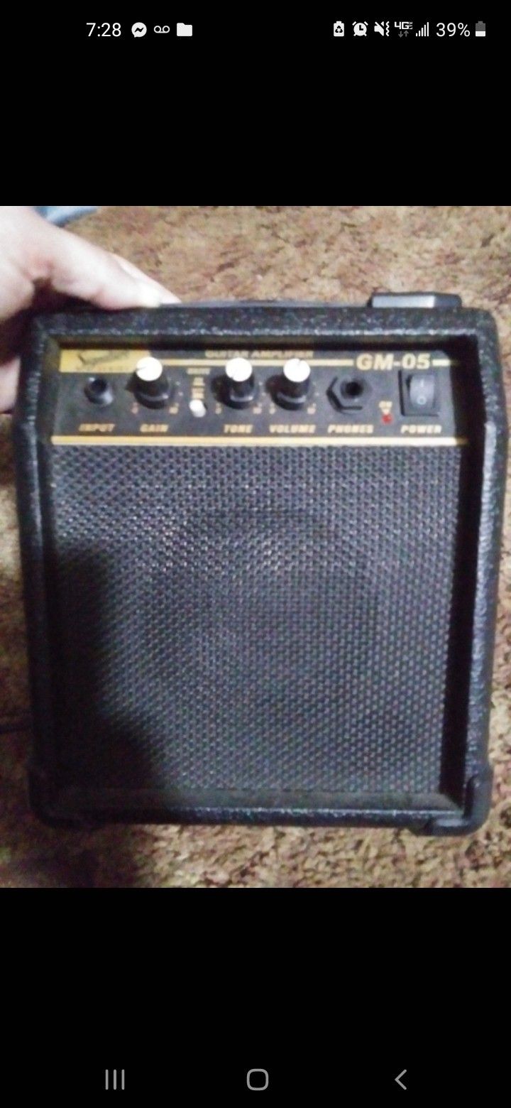 Guitar Amp Comes With Guitqr 250