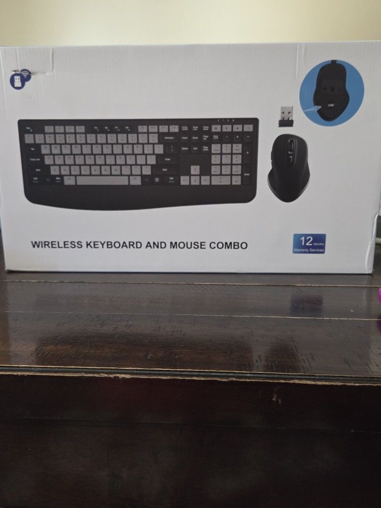 Black Wireless Keyboard And Mouse Set 