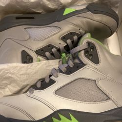 Jordan 5s 8.5 