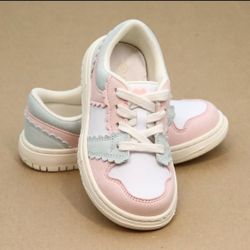 Erika Sweetheart Sneaker  Size 13