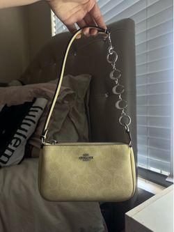 COACH nolita 19 pale yellow LIMITED EDITION C design