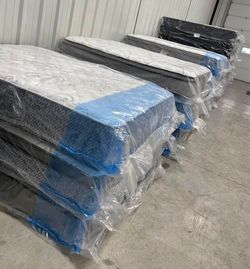 Twin mattress