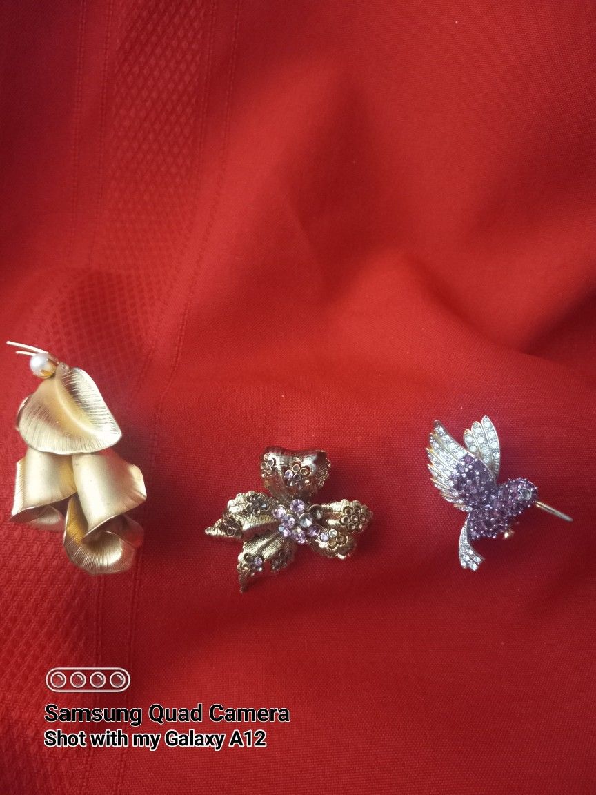 Brooches Estate Sale