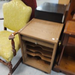 Filing Cabinet With Key 