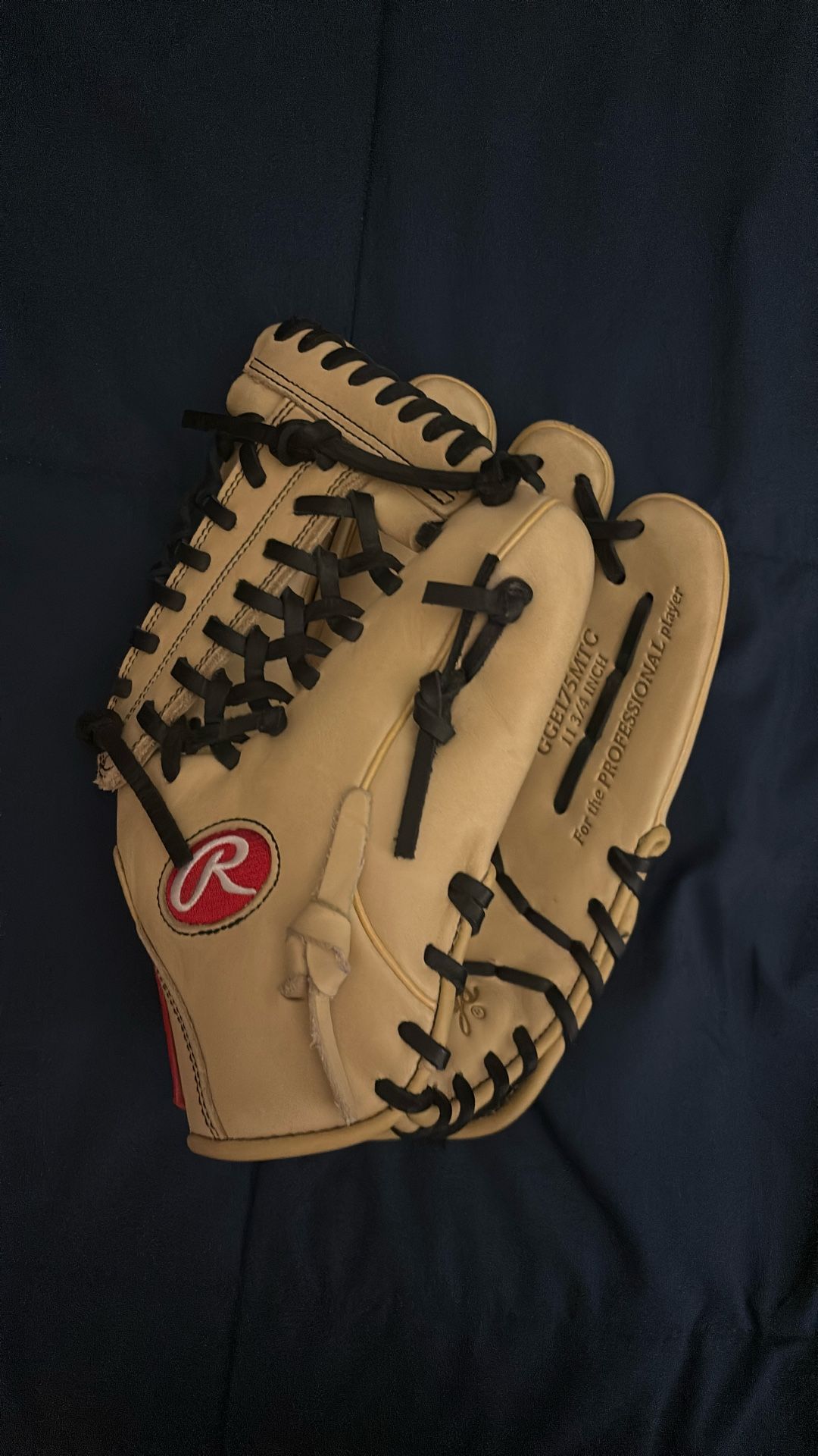Rawlings 11.75 “ GG elite series glove