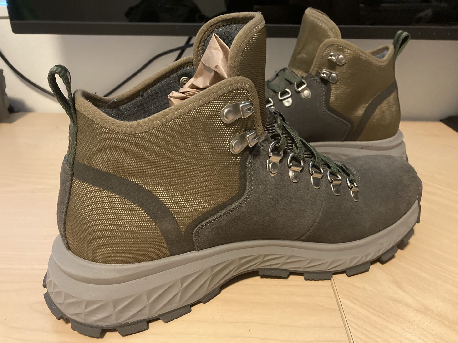 Cole Haan Street Hiking Boot 9.5