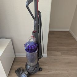 Dyson DC 41 Animal Ball Vacuum