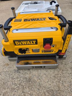 DeWalt 13" Planer - Heavy Duty - Planer - Like New