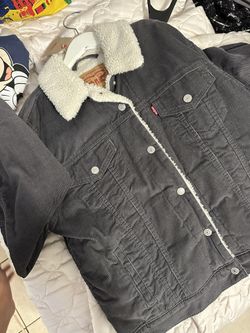 Women’s Levi’s Jacket 