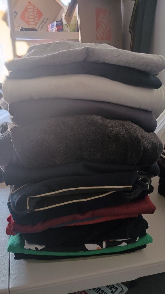 Men's Clothes XL, 18 PCs, $20 For All