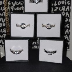 New Beautiful Rings Size 8$15