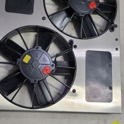 derale performance Dual High Output RAD Fan s 3750 Cfm 