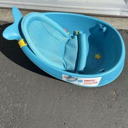 Skip HOP Infant Bathtub 3 Stage Grow. 