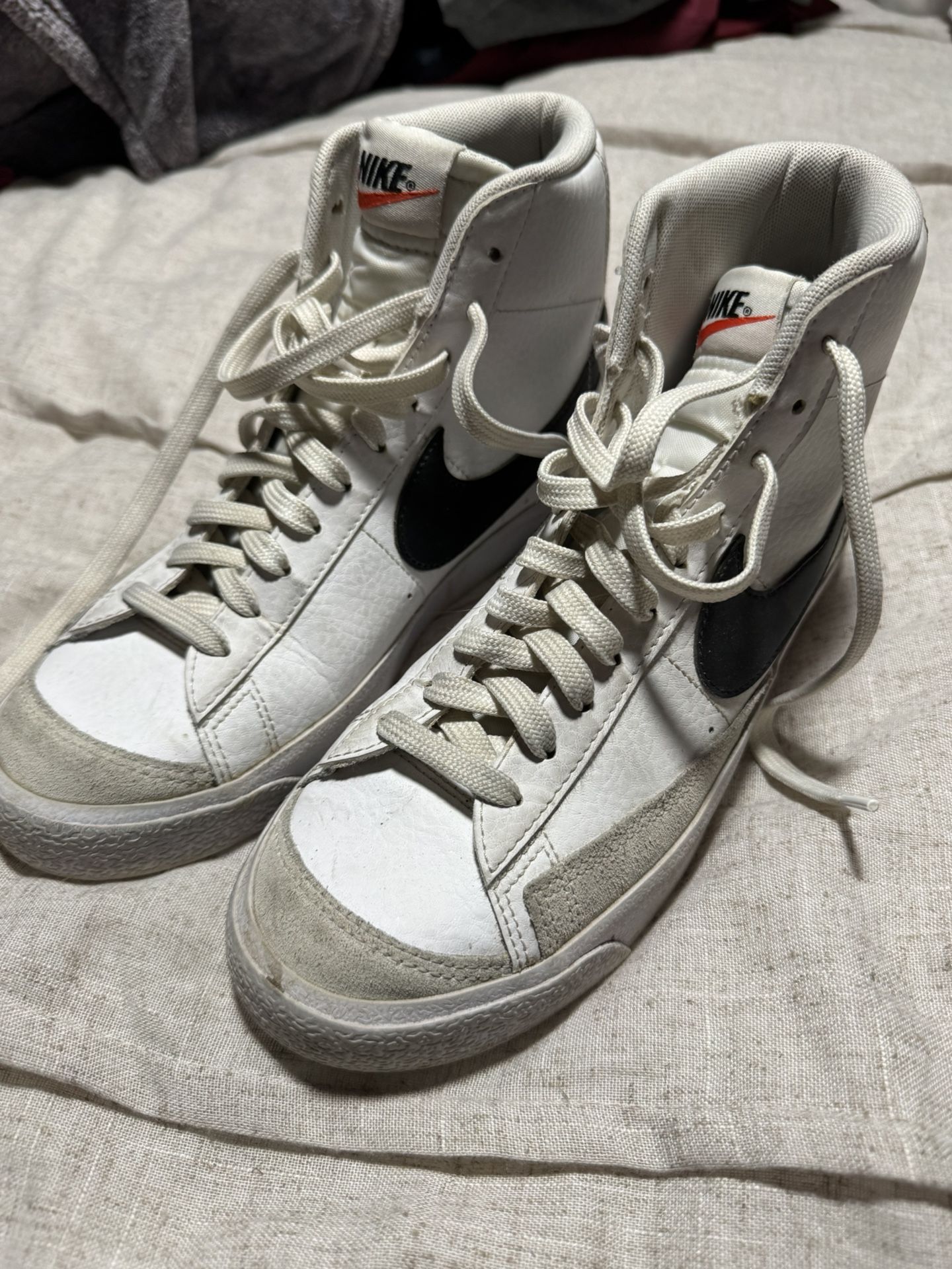 Nikes And Converse For Sale