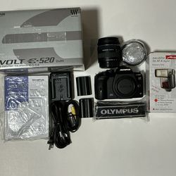 Olympus E-520 DSLR