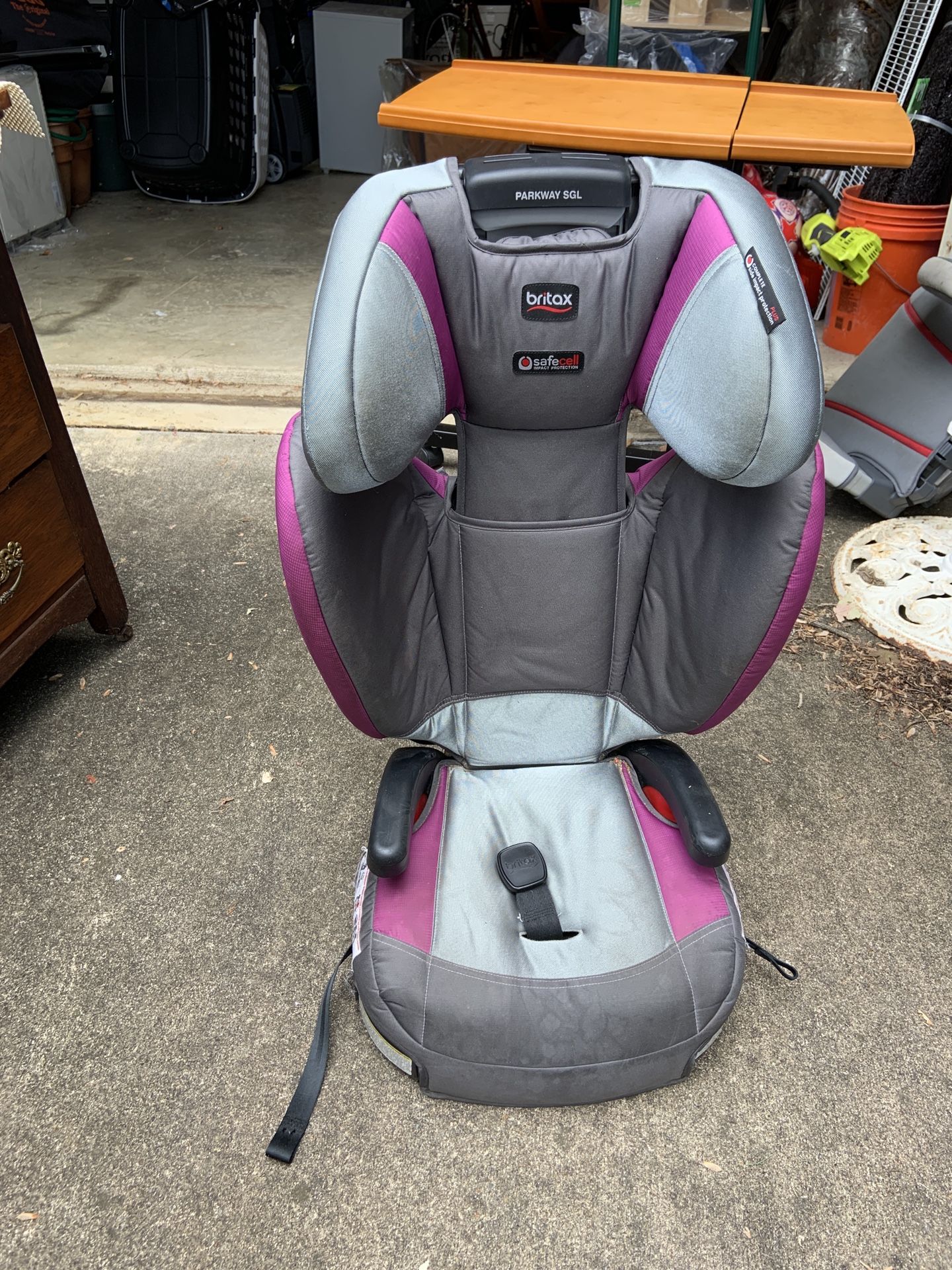 Britax Parkway SGL Booster seat with Back