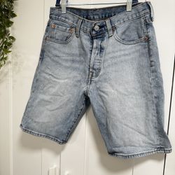 Levi’s Low Waist Jorts