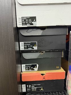 Air Jordan 12 Retro Bloodline