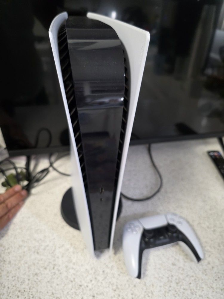 Digital Ps5 And A Small Vizo TV