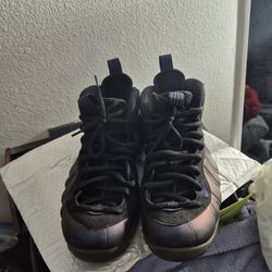 Nike Foamposite Size 8.5 (Sold)