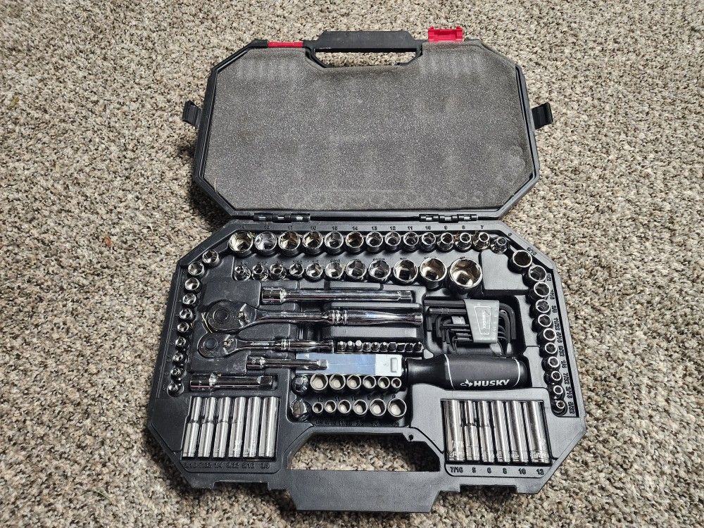 Husky Mechanic Too Set 119 Piece