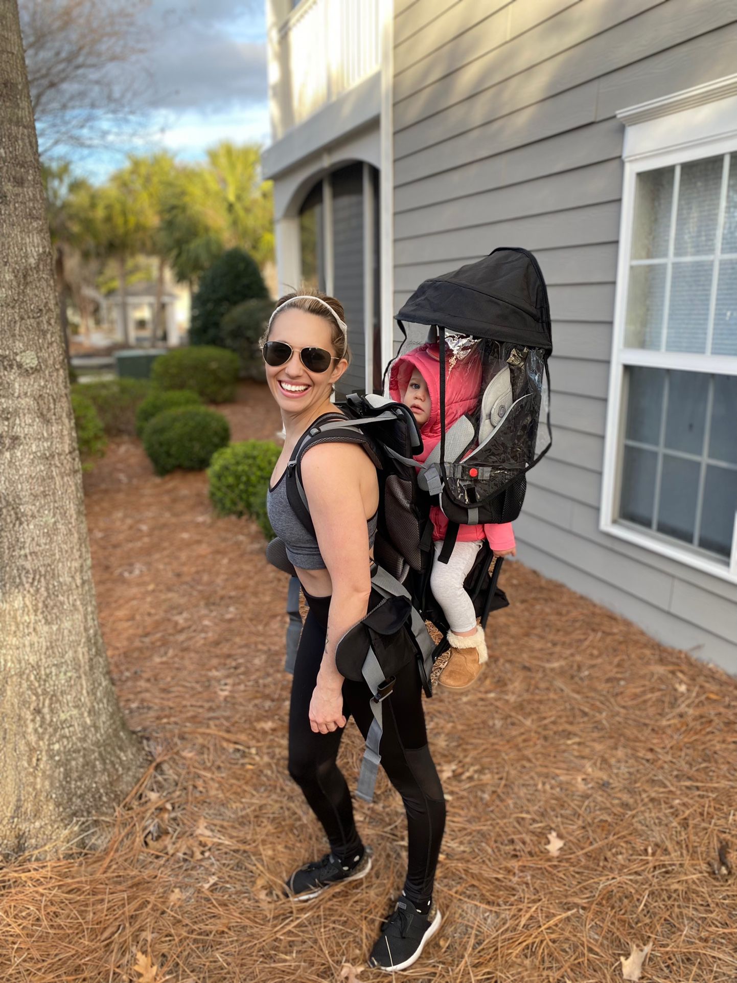 BABY CARRIER HIKER HAS TO GO SO BEST FASTEST OFFER