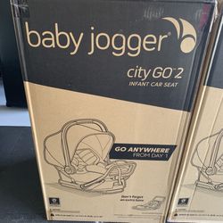 1 LEFT!!!  NEW IN BOX Baby Jogger City GO 2 Car Seat AND Base 