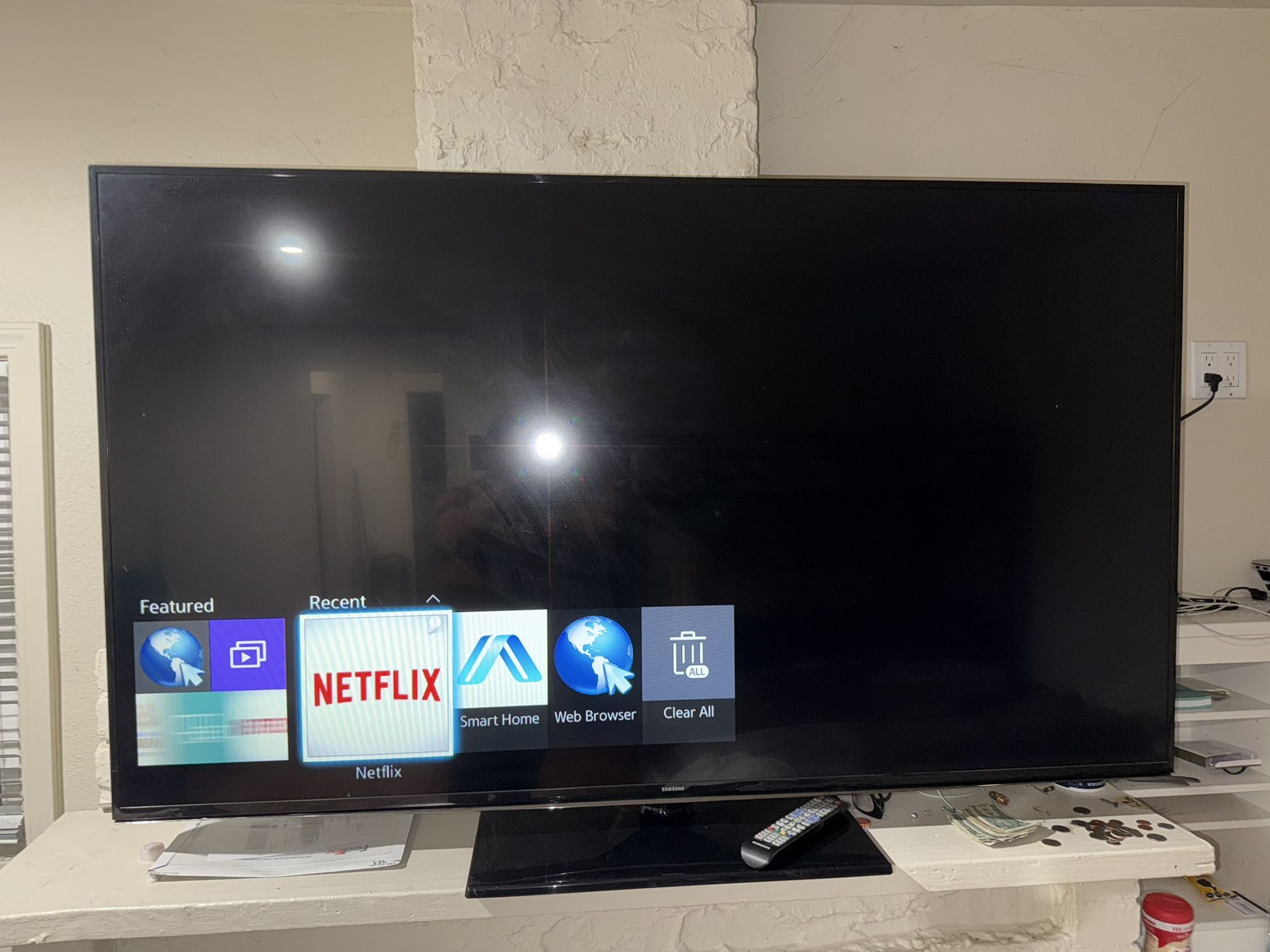 Samsung 65 Inches Tv