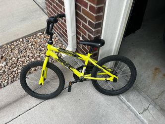 Huffy kids bike