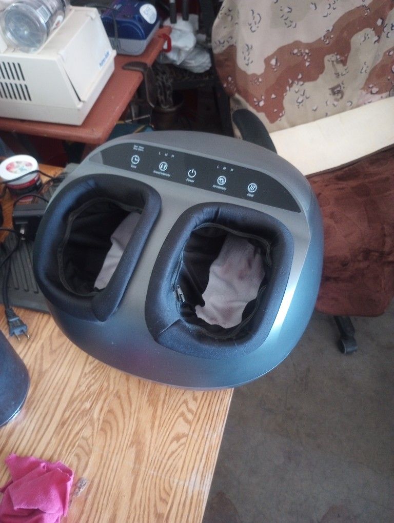 Renphro Foot Massager