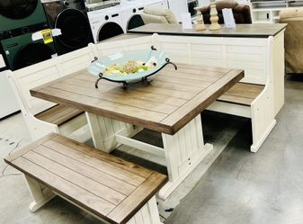 BREAKFAST  NOOK DINING SET,SOLID WOOD!!AVAILABLE IN DIF. COLORS 