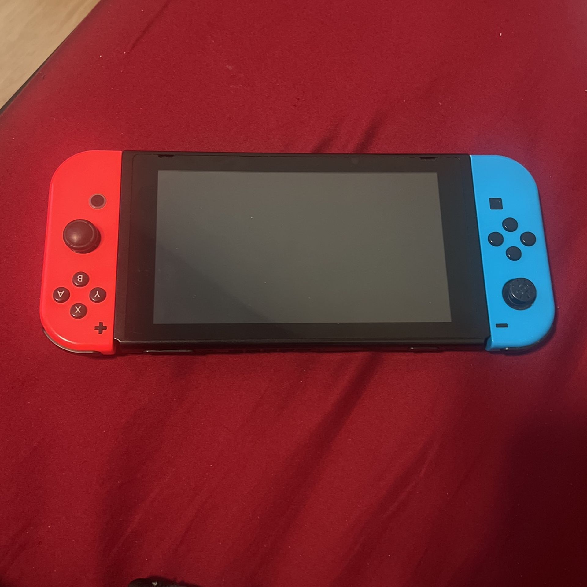 NINTENDO SWITCH