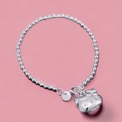8 in. Sterling silver 925 stamped hello kitty charm bracelet brand new hello Kitty little silver beaded bracelet with the hello Kitty charm stamped 92