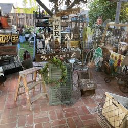 Vintage Garden And Yard Art For Sale Pick Up In Canyon In Country /Santa Clarita Cross posted. MQ.