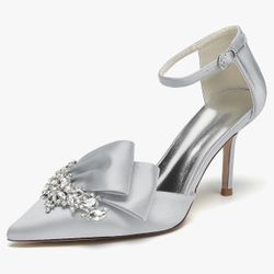 Brand: Anna's Bridal