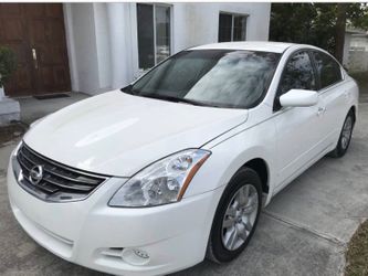 Nissan Altima 2012