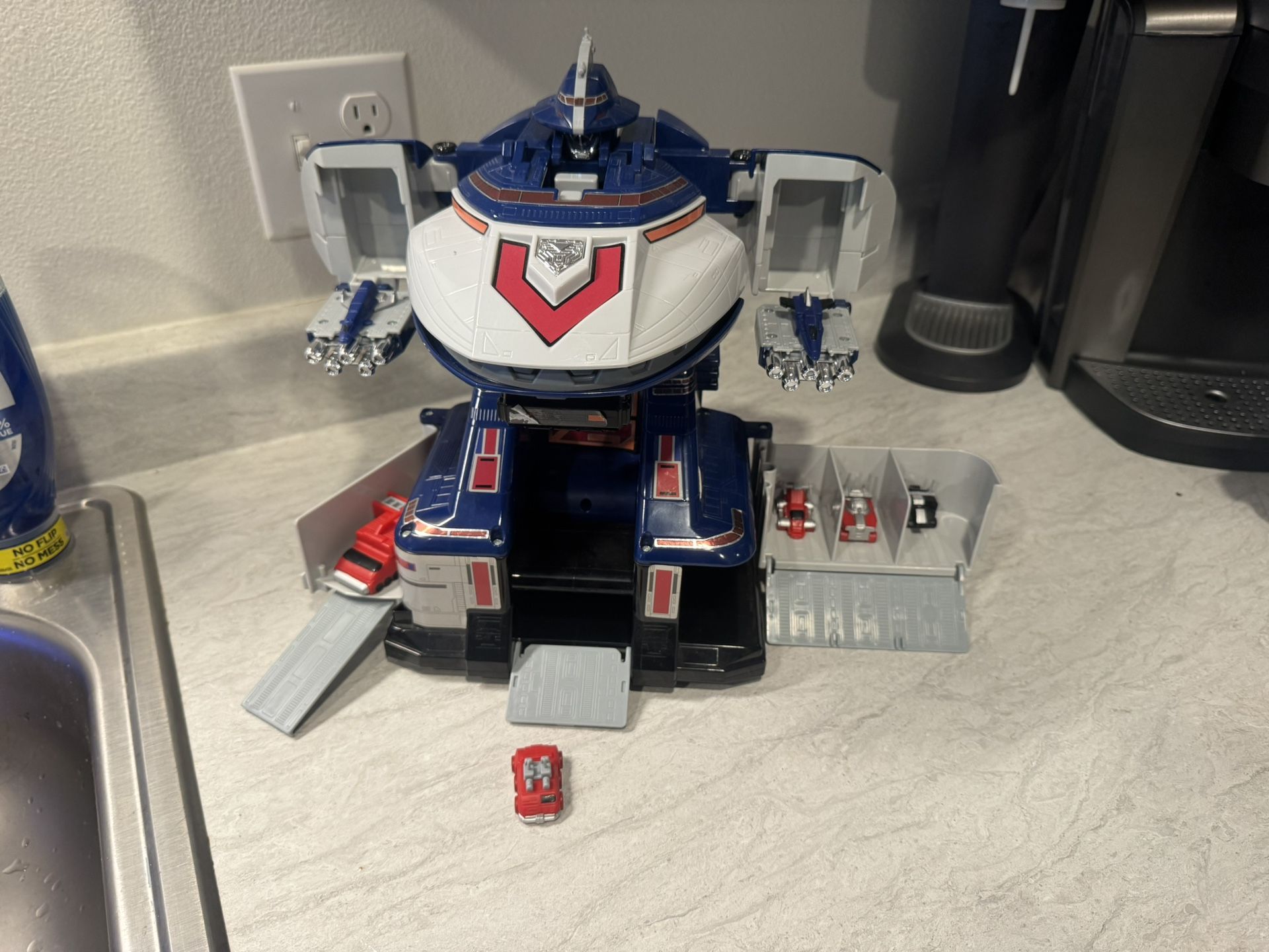 Power Rangers Lost Galaxy Zenith Carrier Zord