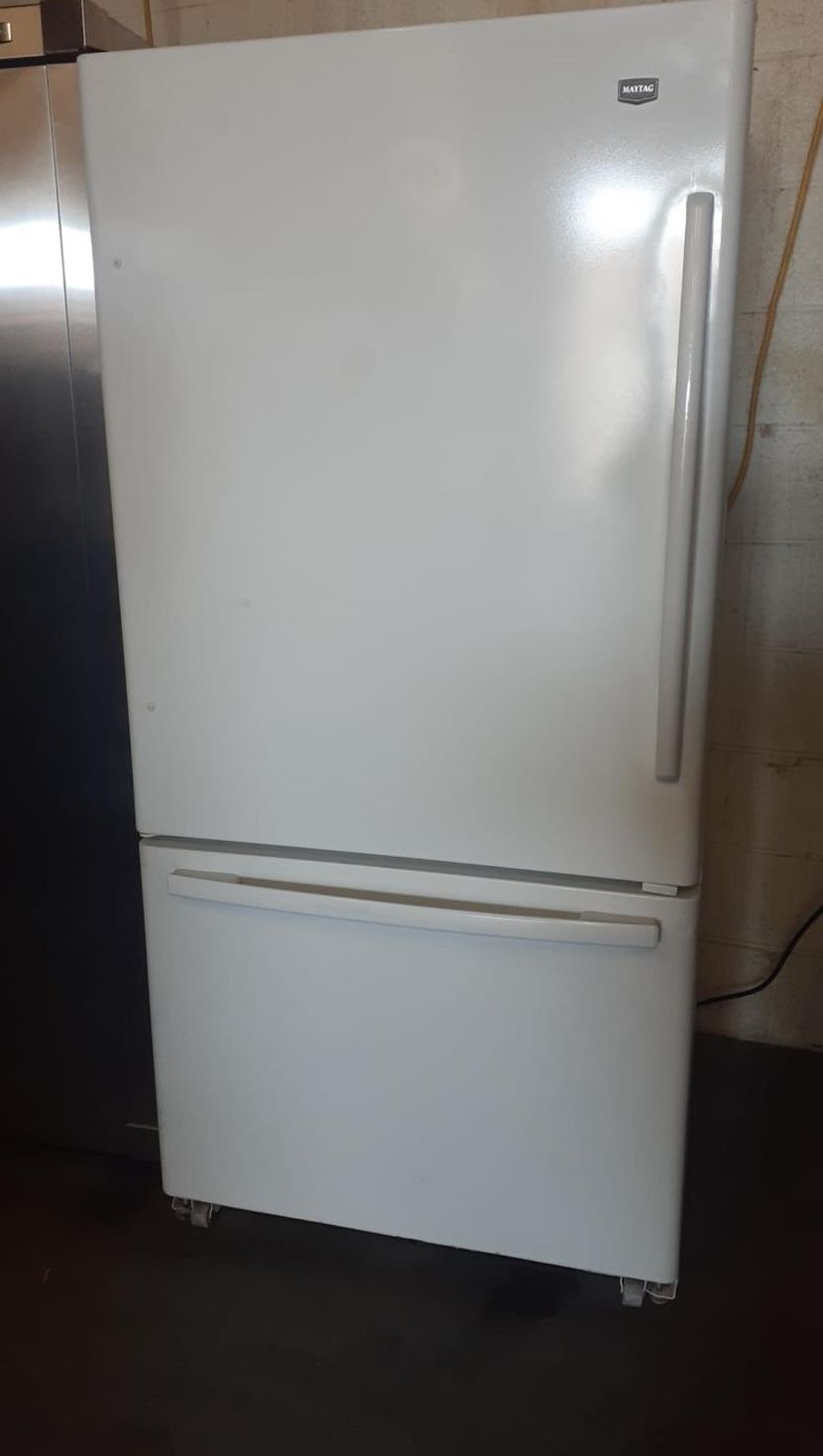 Maytag Bottom Freezer White Refrigerator Fridge