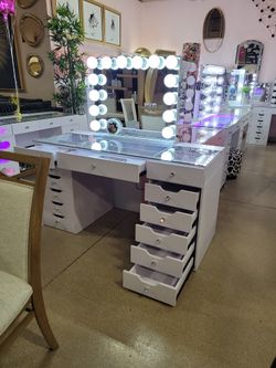 Vanity Table + Mirror With Bluetooth Speakers