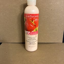 Avon naturals strawberry guava body lotion