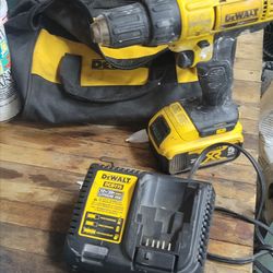 Dewalt drill charger n bag with 5 hour battery
