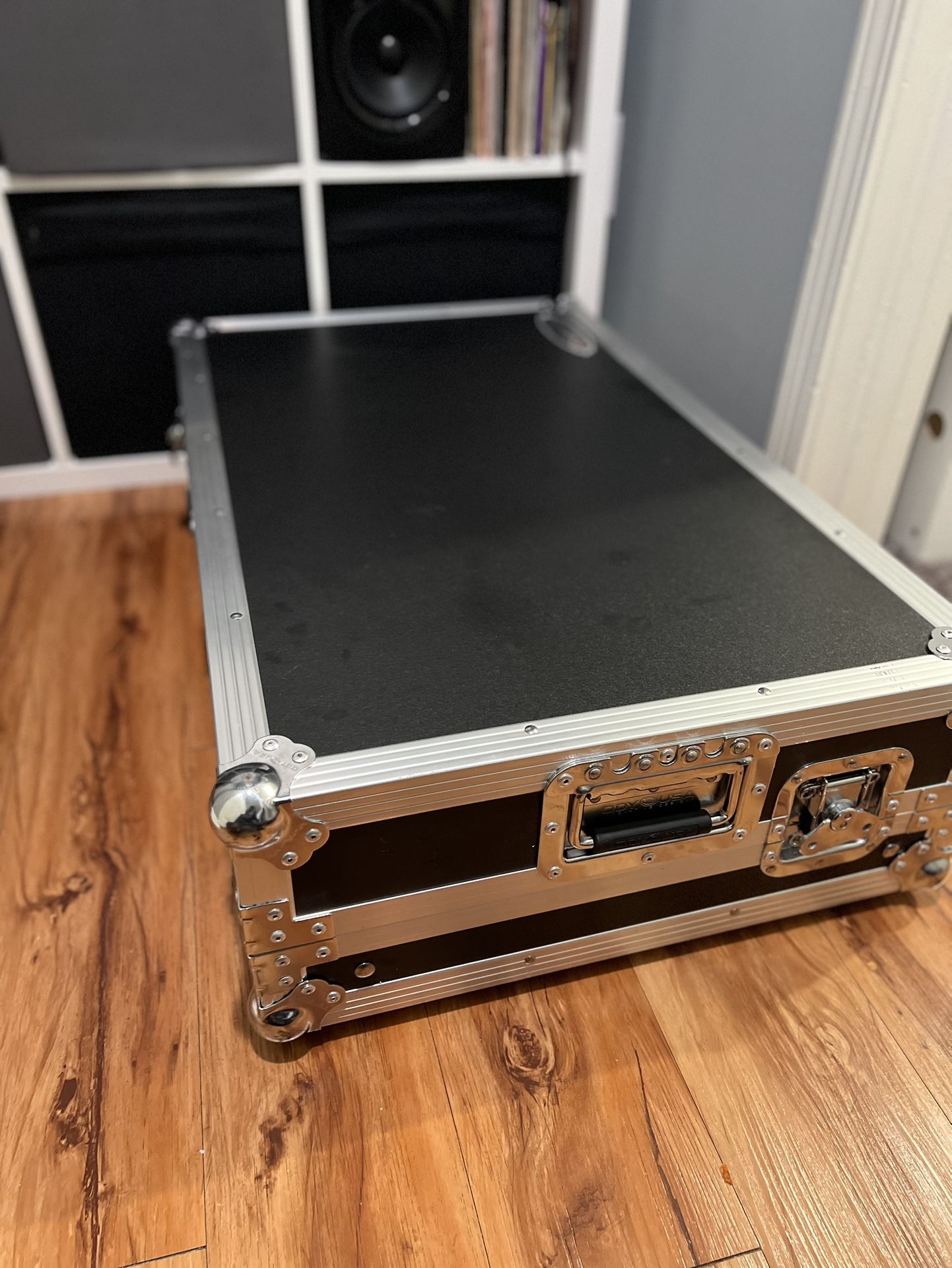 Odyssey FZGSREV7W Pioneer DDJ-REV7 Glide Style Flight Case with Wheels (REV 7 Not Included)